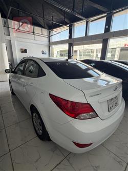 هیوندای ئەکسنت